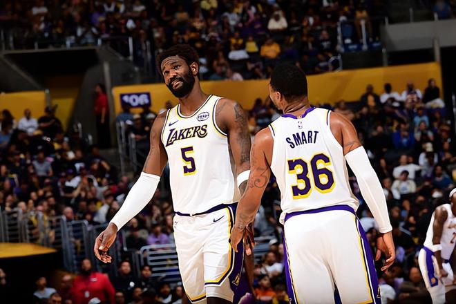 命中率高居联盟第二，湖人先发中锋的个人能力其实完全没有问题？