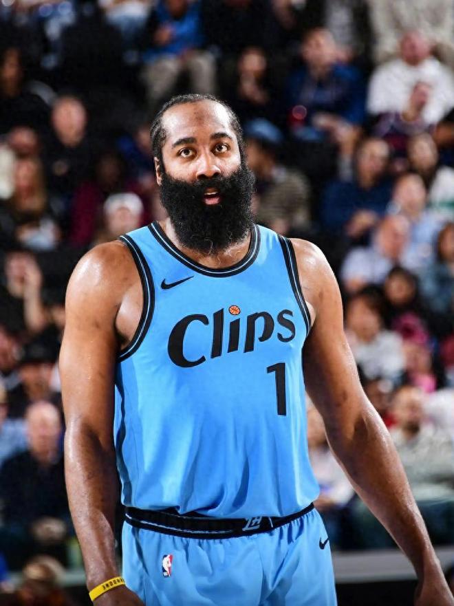 哈登打了17年，他能实现1000胜的伟大纪录吗？结果很意外