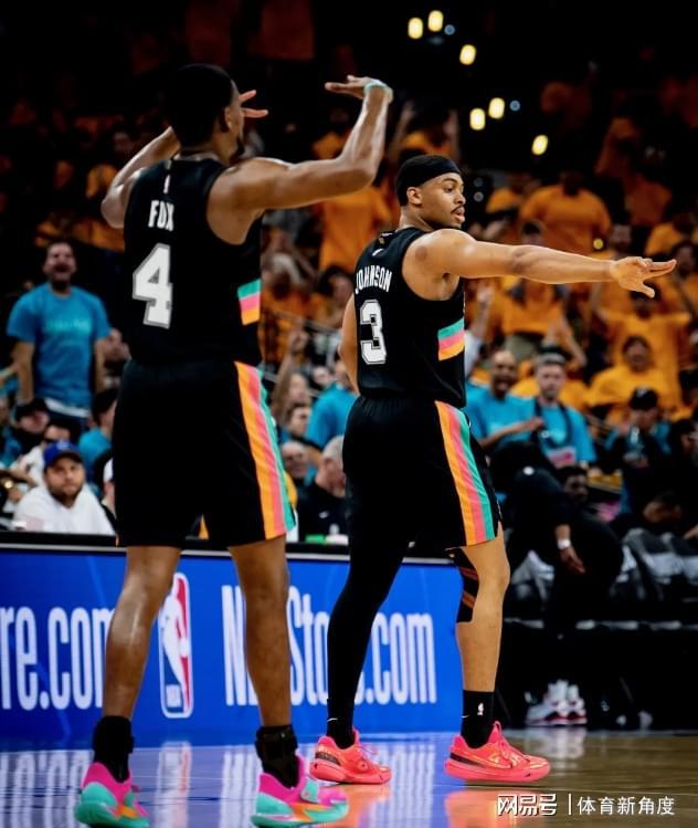 太残暴了！文班35+4！杨瀚森0分0板0助0断0帽，历史第五