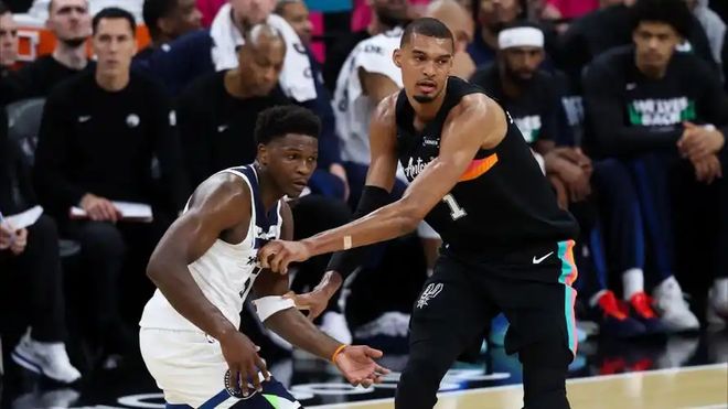 NBA无聊的季后赛第2轮即将结束：赛程随意、2组横扫、裁判控场