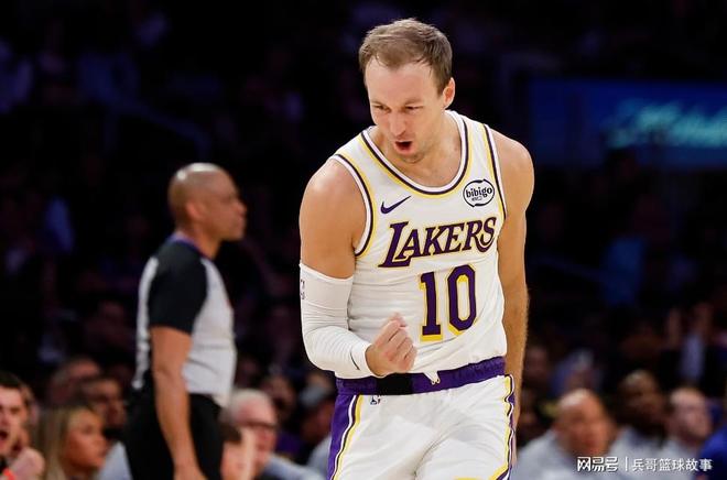 换来一人解决两问题，帮湖人甩掉文森特，还让里夫斯放心离开