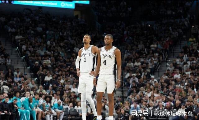 文班亚马狂轰27分11板7帽 马刺21分逆转 114-93大胜开拓者