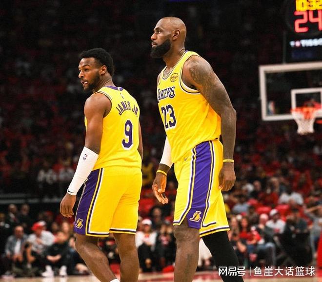 湖人3-0火箭！申京还没放弃，詹姆斯赛后把话挑明，两点也成关键