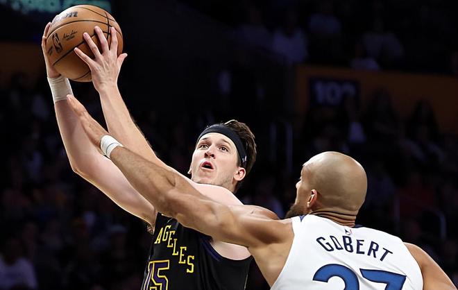 詹姆斯不在的情况下，湖人后场大将的表现反而有了显著的提升？