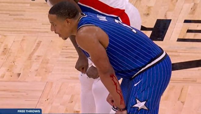 3-1！东部第一又输了，黑八剧本上演 骑士利好，哈登自己要争气