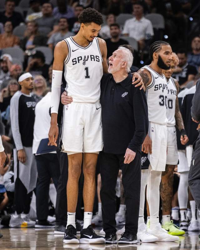 98.9%概率！文班把DPOY打成了开卷考试