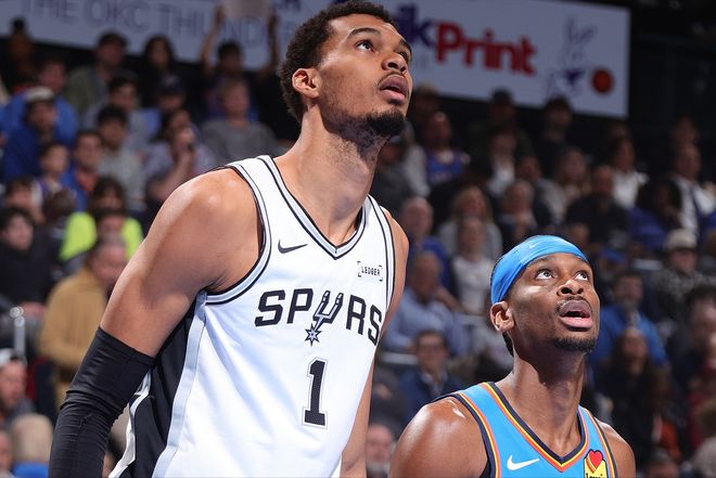 没有东契奇也能赢！詹姆斯刷新最老三双，湖人真正的挑战来了！