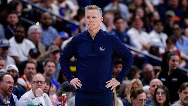 勇士队主教练史蒂夫·科尔：我甚至考虑过取消三分线