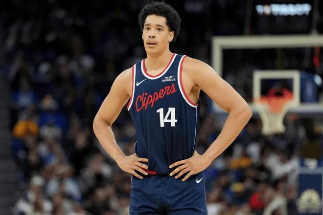 快船109-111魔术1喜3忧！尼德豪泽出价值，四后卫+关键时刻辣眼！