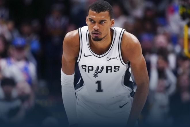 复出砍27+11+4断+7帽比肩奥尼尔！队友直言他是世界最佳