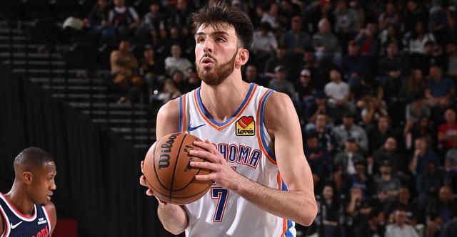 霍姆格伦：全队专注于持续进步 并做好迎战任何对手的准备