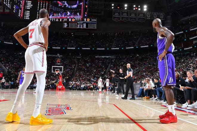 NBA季后赛大乱！3场2:0，5场1:1，黑8黑6有望诞生，火箭出局在即