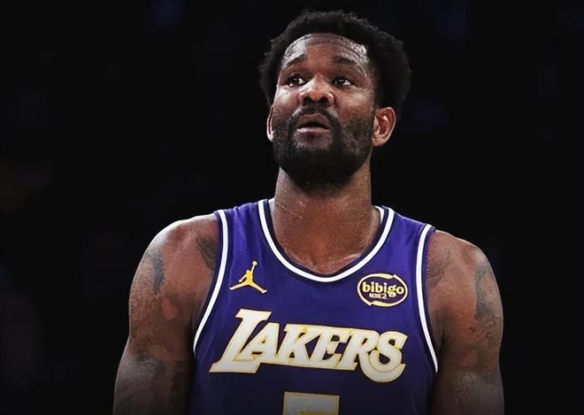 湖人胜勇士4利好！詹姆斯状态极佳，肯纳德意外收获，布朗尼成长