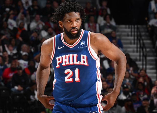 这种事不常见，恩比德在休斯顿确诊阑尾炎，他季后赛基本无缘了！