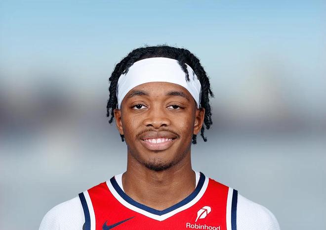 落选秀放话要当联盟顶级双能卫，这话听着像画饼