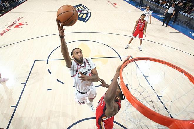 锋线大将已经尽力了，但是快船在阵容方面的问题也越来越明显了？