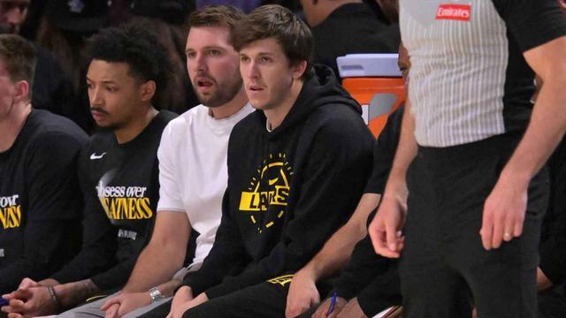 湖人G3战火箭：里夫斯或伤愈复出？詹皇终于等来帮手！