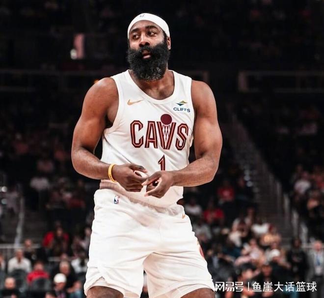 惨败！哈登20+5创纪录，库明加15分8罚，湖人旧将8中2莫布里低效