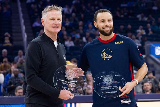 科尔：不确定库里打火箭能复出，得先观察他5v5训练后的情况