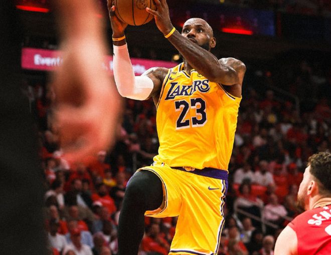 加时险胜！詹姆斯再度爆发，湖人即将晋级！