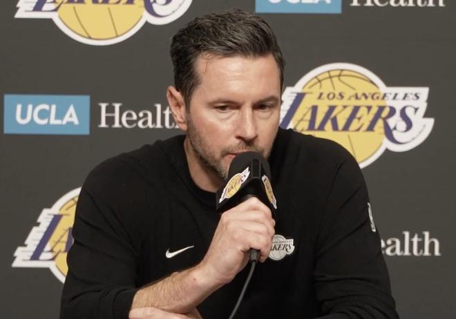 雷迪克：赛季初没人觉得我们能进前四，我为球队的表现感到自豪