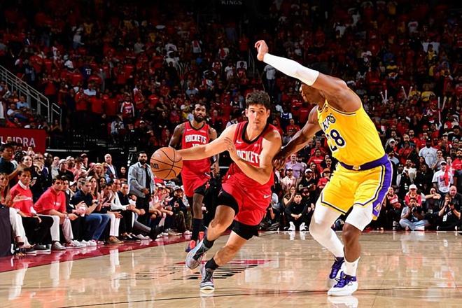 季后赛至今投篮命中率26.7%，火箭后场新星是真的打不了硬仗？