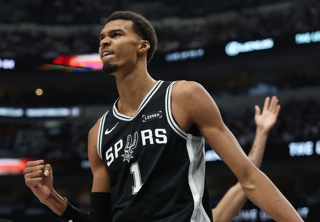 6人上双！马刺G5大胜开拓者晋级！开拓者首发全崩，仅2替补能看！