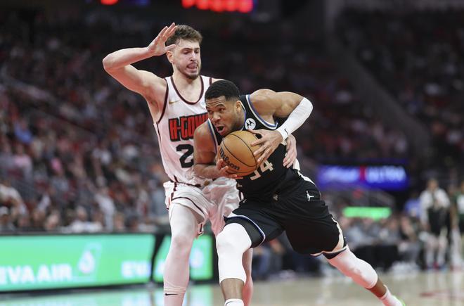 错失3大完美目标，火箭队追悔莫及！名记曝休城将全力交易字母哥