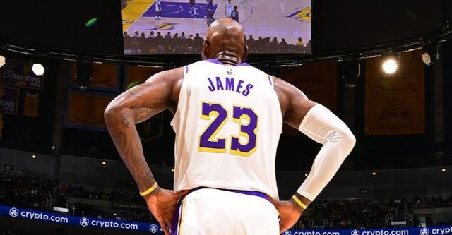 TA：詹姆斯尚未决定明年是否继续生涯 若继续四队或成下家