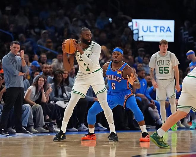 西部排名大乱！雷霆输球，马刺冲第1，湖人坐稳第3，3队抢第8