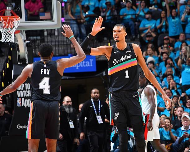 文班35分进入NBA季后赛首秀得分榜前10，东契奇第1福克斯第2