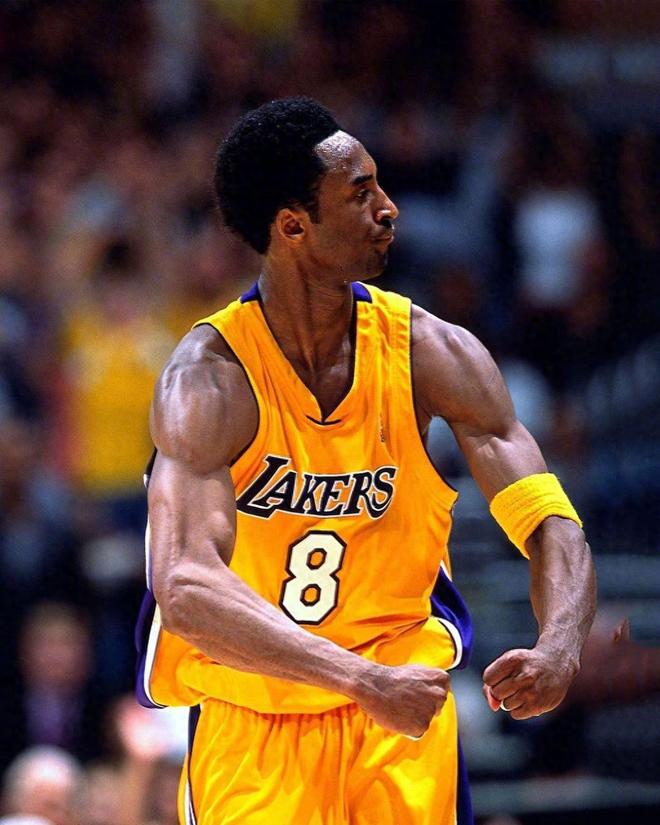 巨星37岁场均得分：科比17分，库里26分，邓肯15分，老詹和乔丹呢