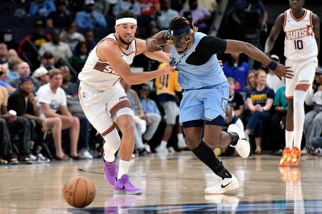 太阳末节狂轰40-16打崩灰熊 布克36+5格林21+6