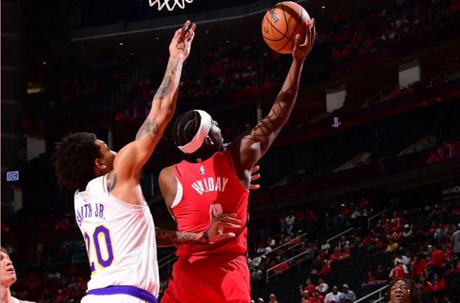 命中3记三分，火箭替补后场投手这是找到了自己久违了的手感吗？