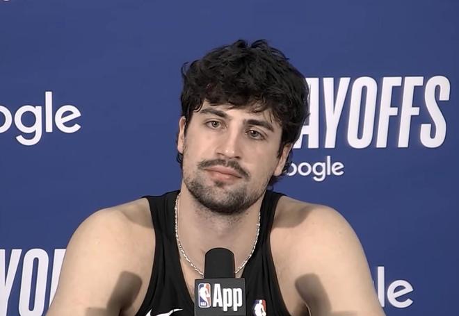 阿夫迪亚：季后赛的强度和氛围是宝贵经验，我已经付出了全部