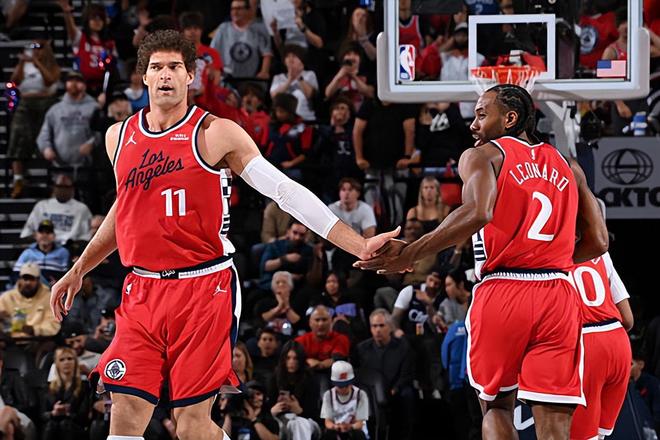 明明已经力不从心了，但快船还是将内线老将作为支柱进行使用？