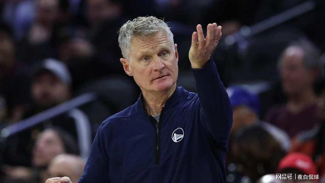 勇士队在2026年NBA模拟选秀中，将大幅度向前发展！