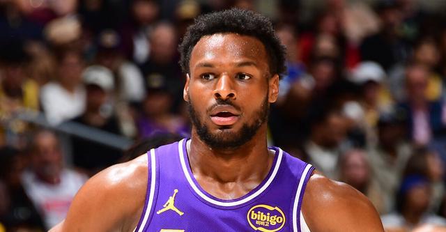 雷迪克：布朗尼上场不在原计划 对他目前的状态感到满意