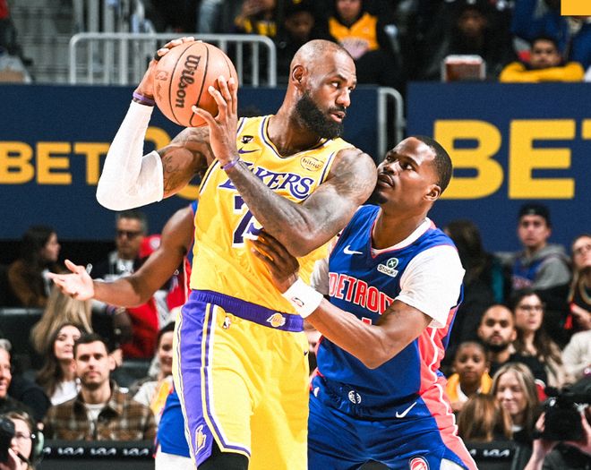 NBA最新局势！湖人稳守第三，火箭输球出现矛盾，穆迪膝盖重伤