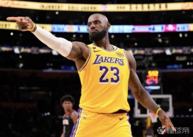 预测交易所最新数据： 詹姆斯下赛季留在湖人或退役概率达50%