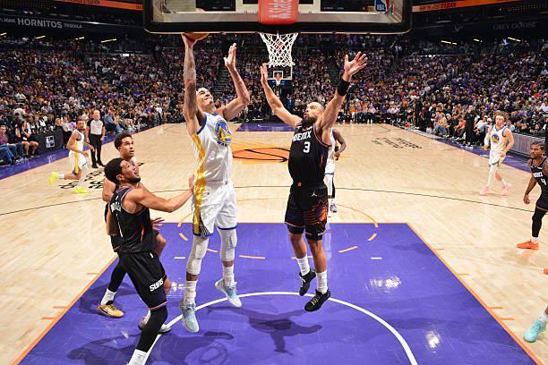 场上表现确实相当努力，但勇士锋线新星的天赋也确实是差了点？