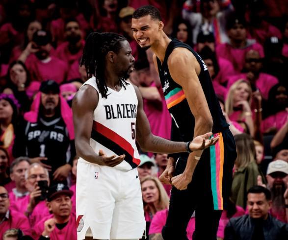 少林高僧，文班砍35分&超邓肯破马刺队史季后赛首秀得分纪录