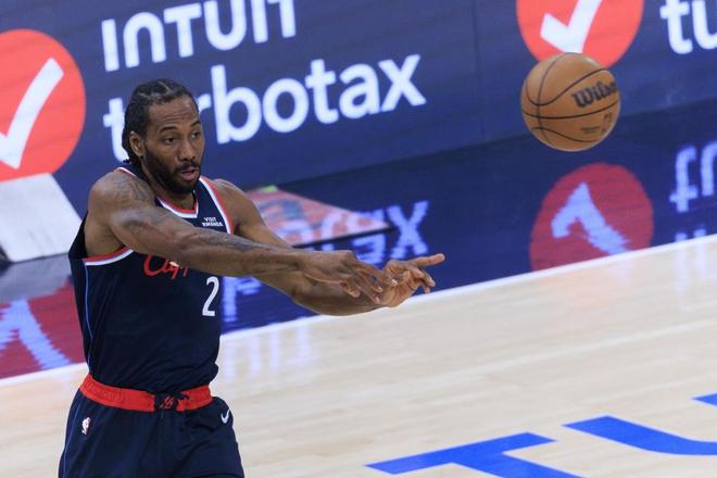 超勇士升第8，快船获4大利好！小卡29+7+8再破纪录泰伦卢豪言成真