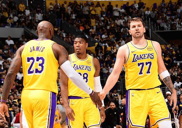 23分惨败！无缘直通季后赛！NBA超级豪门倒下，这笔交易也亏大了