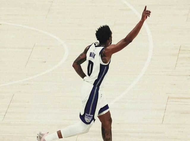 交易成定局？国王后场大清洗！神级超六，下家是何处？