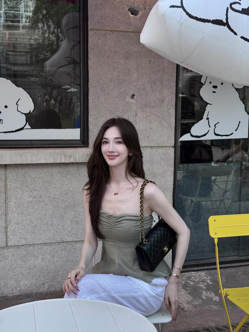 这是表白吗？杨政女友孟雅芳：谢谢你的爱~