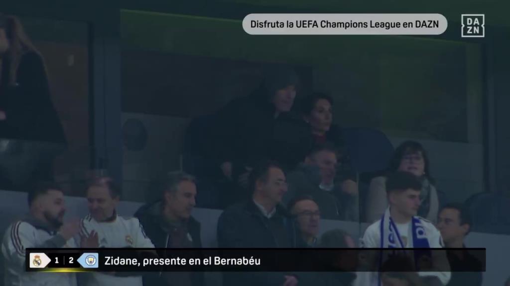 齐达内现身伯纳乌观看皇马对阵曼城的比赛，这是来看球还是考察？