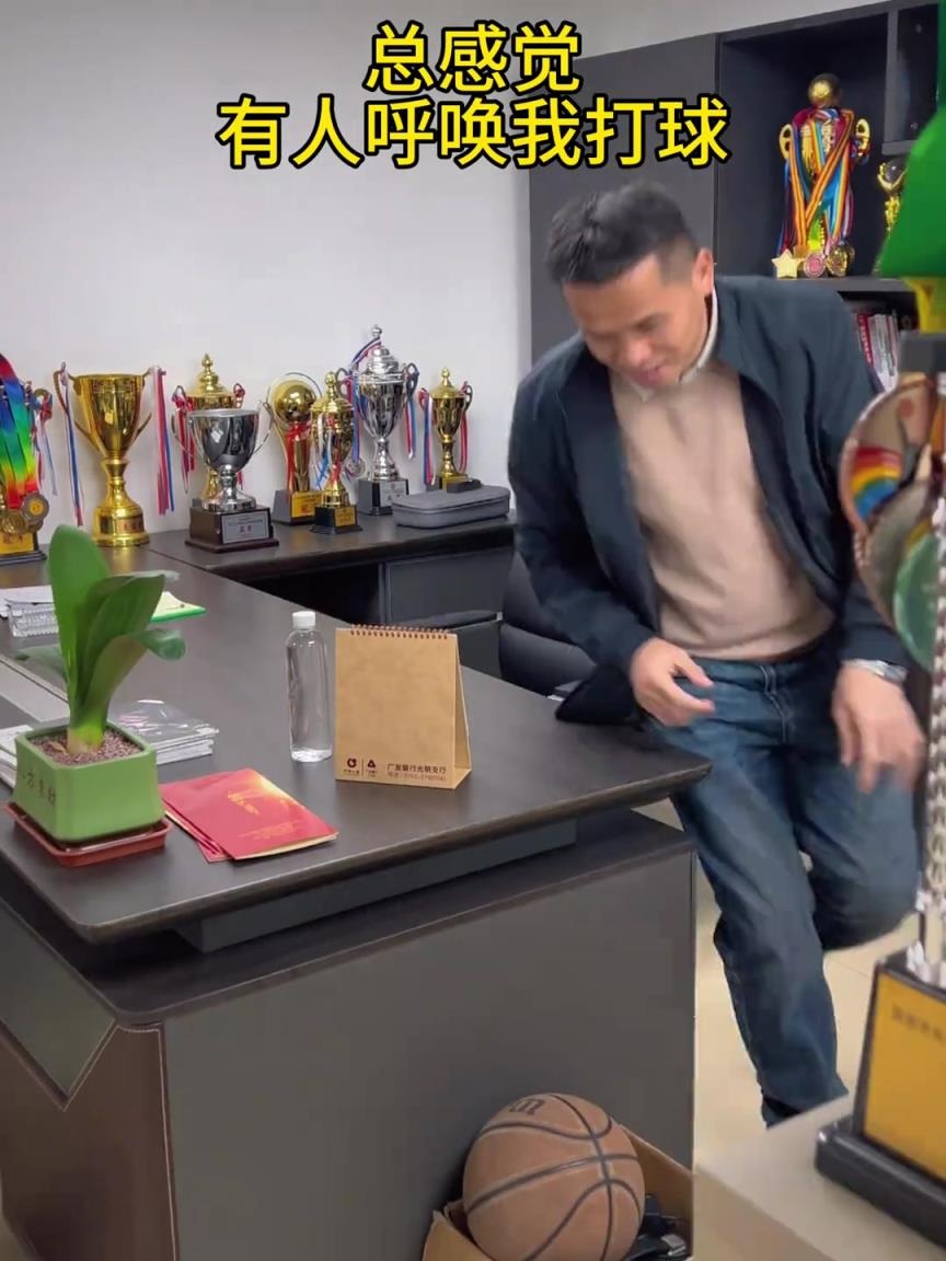 意识总是在恍惚...致敬逝去的青春！