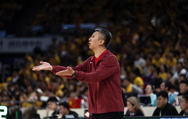 中国男篮两战韩国数据一览！周琦得分王+篮板王，廖三宁助攻王