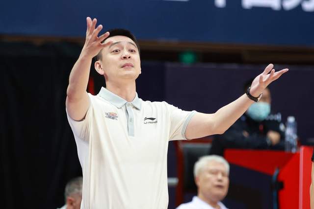 了不起！20位CBA主教练，辽宁籍占据半壁江山，看谁能率队夺冠？